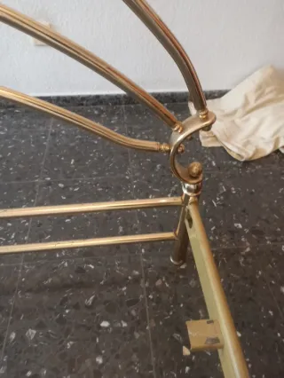 Estructura Cama 140x200desmontada sólo hasta 27.12