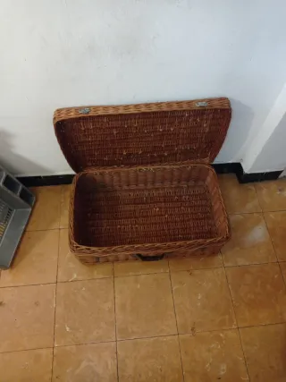 Caja de mimbre grande