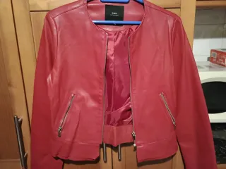 Chaqueta Zara Roja