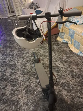 URGE VENDERLO POR MUDANZA !Patinete Eléc Xiaomi