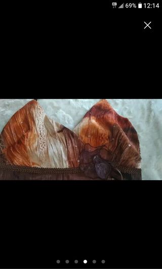 Vestido marrón y multicolor