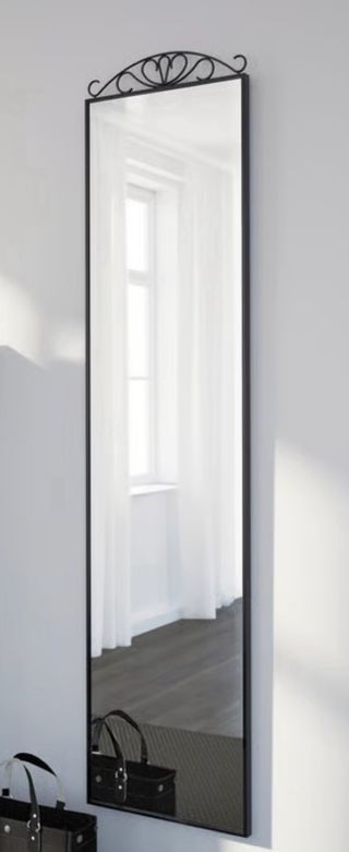 Specchio da terra nero con appendiabiti