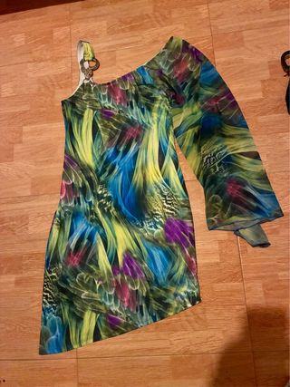 Vestido asimétrico estampado