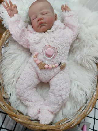 Bebé Reborn Rosa Peluche