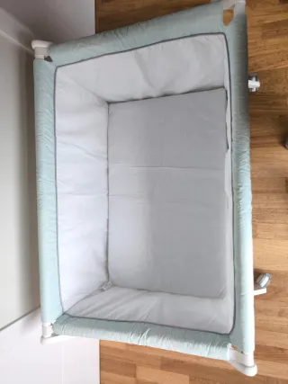 Minicuna Petit Praia + sábanas a juego