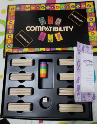 Juego de mesa Compatibility