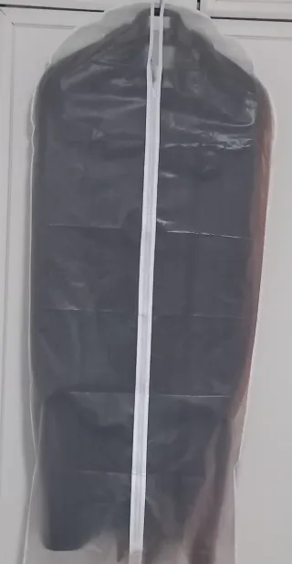 Abrigo de lana, color plomo marengo,talla XL.