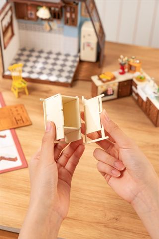 Kit per assemblare la casa delle bambole ROLIFE NOOK DG172