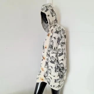 Cardigan invernale, lungo ,cappuccio,  animali, M