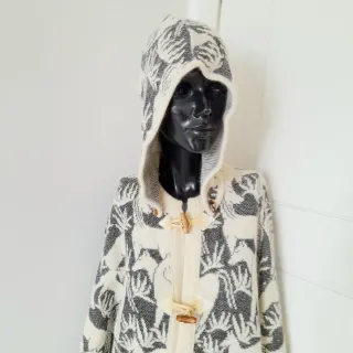 Cardigan invernale, lungo ,cappuccio,  animali, M