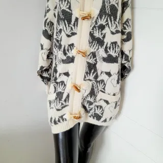 Cardigan invernale, lungo ,cappuccio,  animali, M