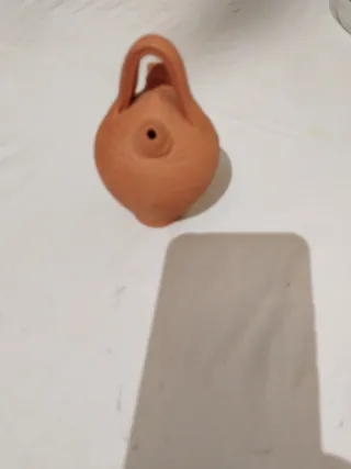 Botijo de barro pequeño