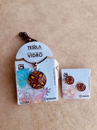 Conjunto colgante y pendientes