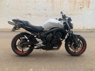 Yamaha FZ6 N S2.