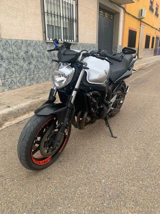 Yamaha FZ6 N S2.