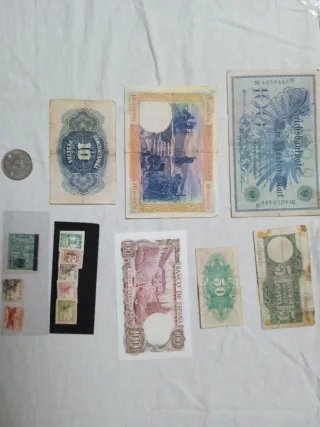 Vecchie banconote della Repubblica Spagnola