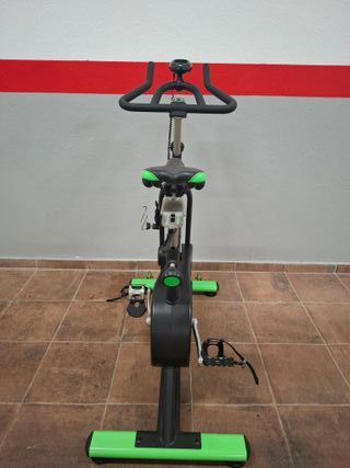 Bicicleta Spinning Salter PT-1590