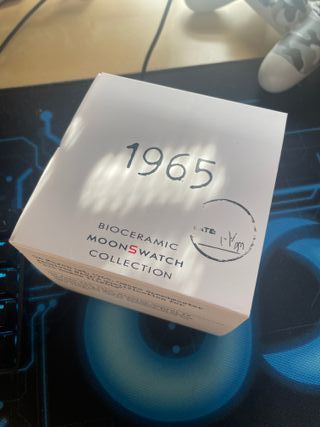 Reloj Luna edición 1965 gris