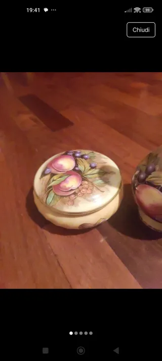 Vaso e portaoggetti Aynsley decorati frutta