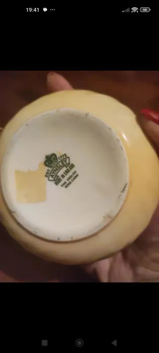 Vaso e portaoggetti Aynsley decorati frutta