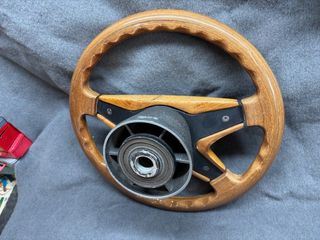 Volante Madera Raíz Vintage