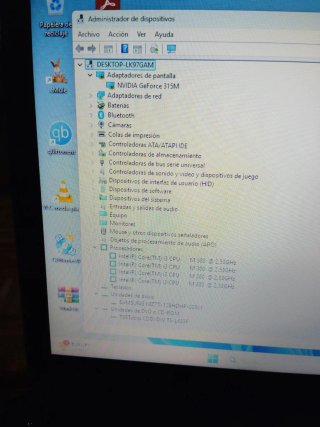 PORTÁTIL TOSHIBA SATELLITE i3