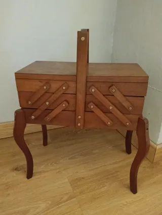 Costurero Vintage Francés