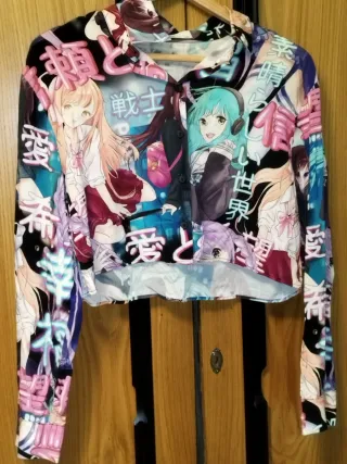 Camisa Corta Bershka Estampado Anime Manga Neón