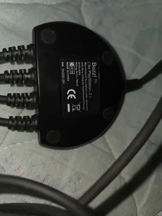 4 Mandos Buzz PS2 Buzzers Buzzers