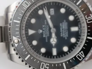 Reloj automático de estilo Diver.