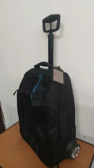 Mochila de mano con ruedas