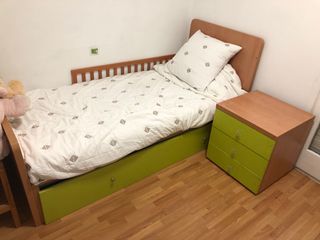 Juego de dormitorio: Cama nido individual y mesita