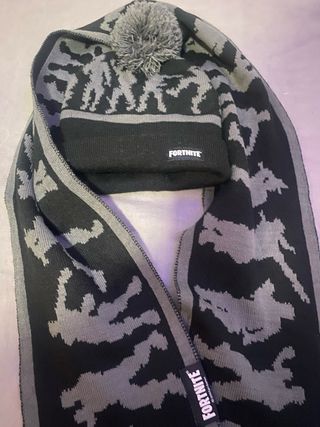 Gorro y bufanda Fortnite