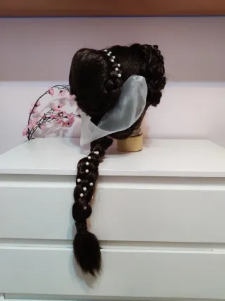 Parrucca Morena Fatta a Mano per Teatro