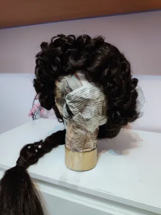 Parrucca Morena Fatta a Mano per Teatro