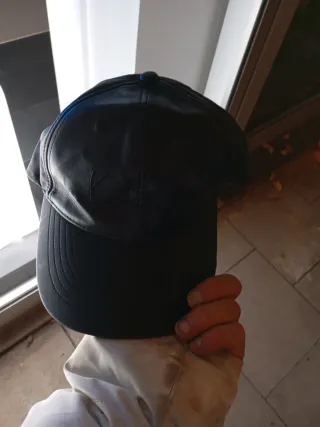 Gorra Kani Negra Original