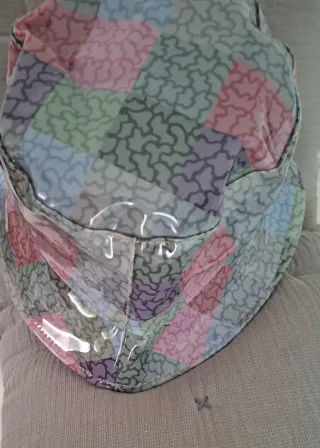 Gorro de plástico estampado