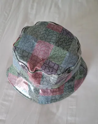 Gorro de plástico estampado