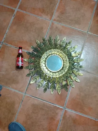 Specchio Sole in Metallo Dorato