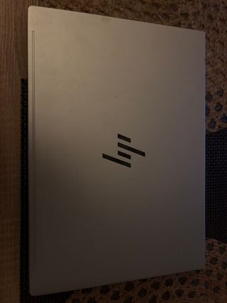 HP Elitebook 640 G11 Argento