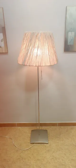 Lámpara de pie Ikea
