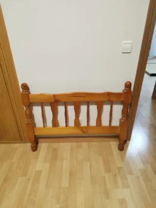 Cabecero de madera para cama de 90