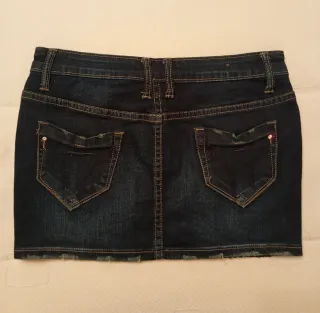Falda vaquera corta