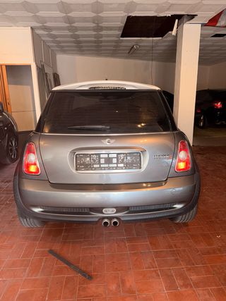 MINI Cooper S R53 2004