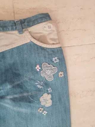 Pantalón vaquero niña