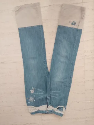 Pantalón vaquero niña