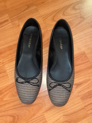 Manoletinas Primark marrón y negro Talla 39