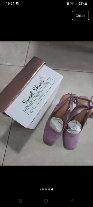 Scarpe decollete scamosciate lilla con laccetti