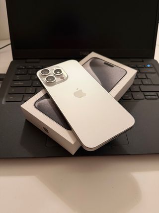 iPhone 15 Pro Max Bianco 256GB