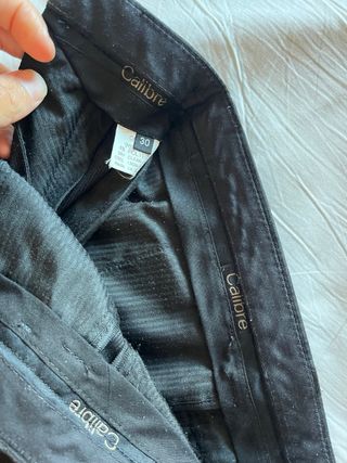 Traje de hombre: chaqueta y pantalón.Marca CALIBRE